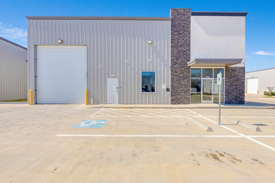 More Photos Of , Katy Industrial For Sale