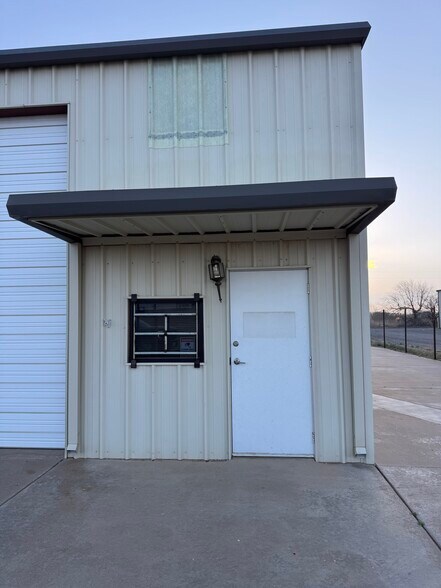 More Photos Of 11607 Highway 87, Lubbock Warehouse For Sale