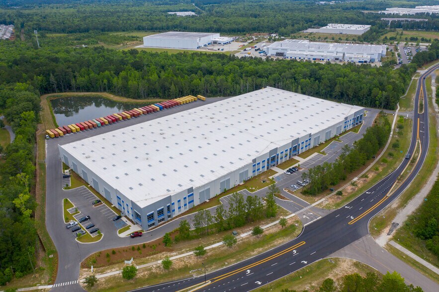 More Photos Of 9735 Patriot Blvd, Ladson Manufacturing For Lease
