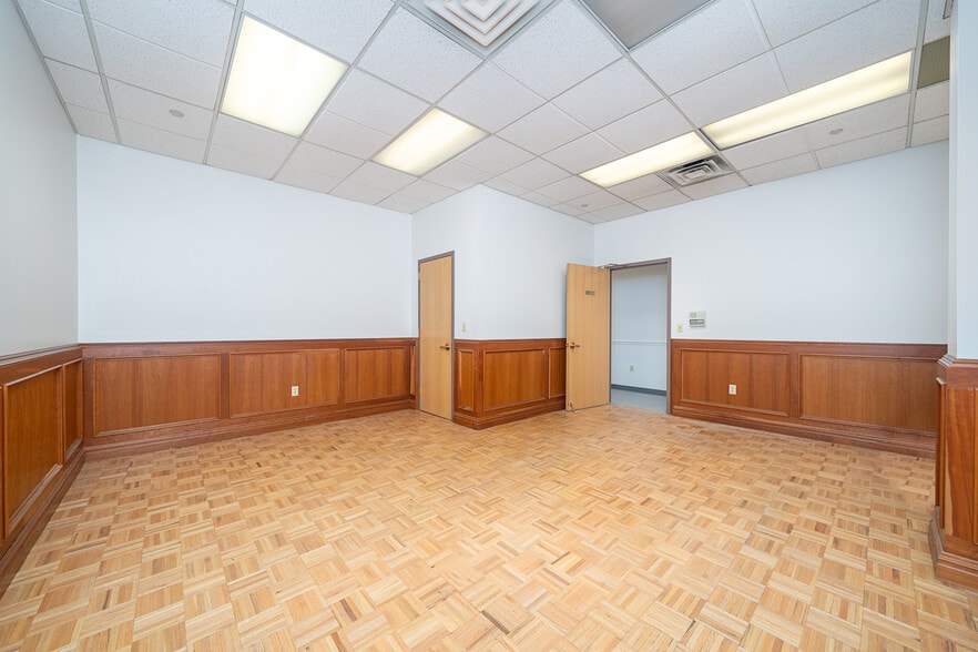 More Photos Of 1310 5th St, North Bergen Medical For Lease