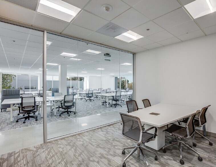 More Photos Of 2953 Bunker Hill Ln, Santa Clara Loft Creative Space For Lease