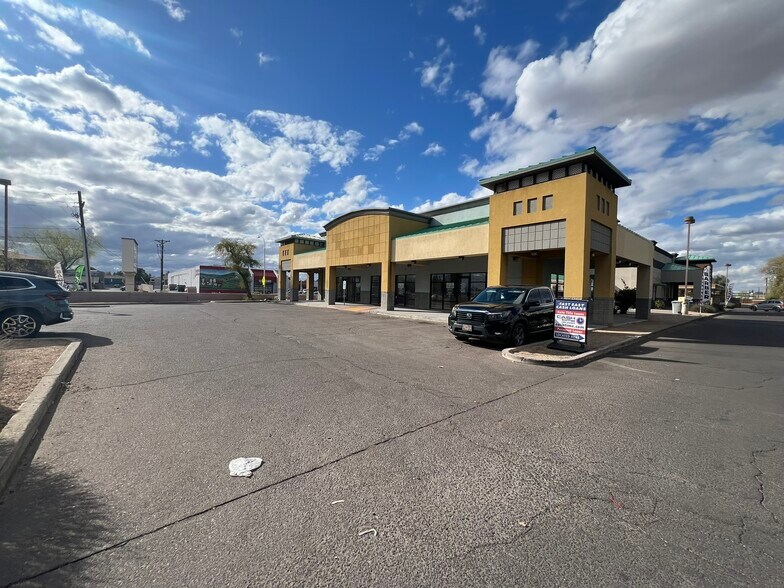 More Photos Of 3925 N 67th Ave, Phoenix Freestanding For Lease