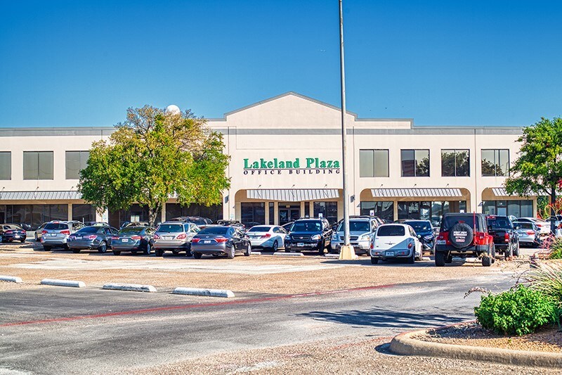 More Photos Of 1165 S Stemmons Fwy, Lewisville Unknown For Lease