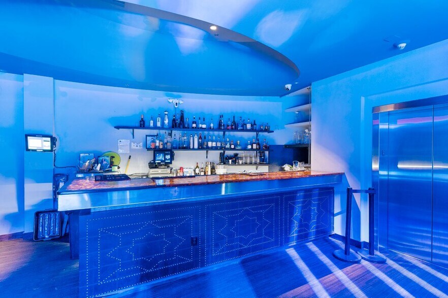 More Photos Of 4636 Wynn Rd, Las Vegas Bar For Sale