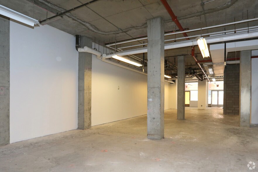 More Photos Of 241 5th Ave, New York Apartments For Lease