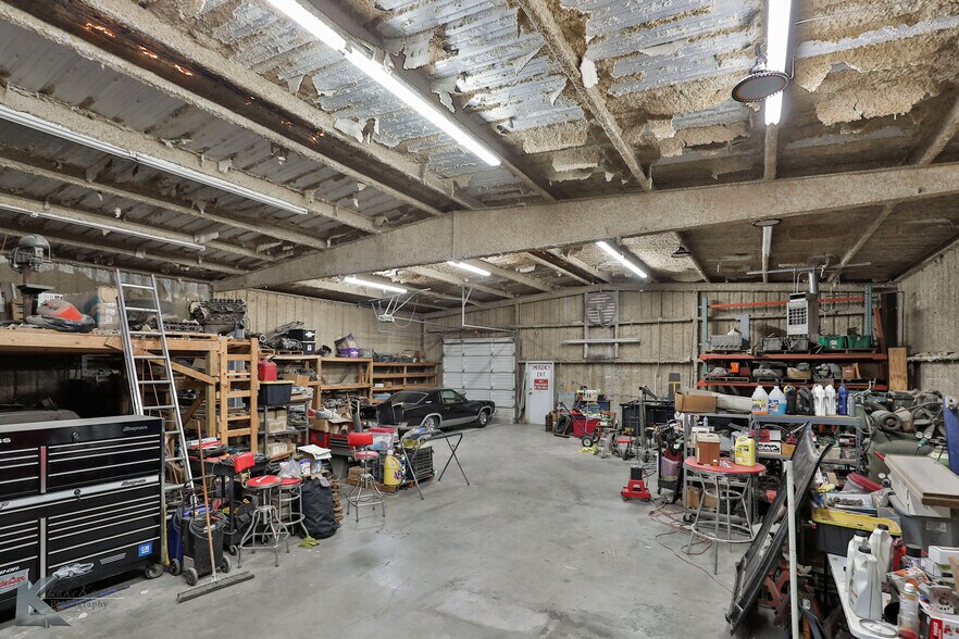 More Photos Of 2150 Industrial Blvd, Abilene Office For Sale
