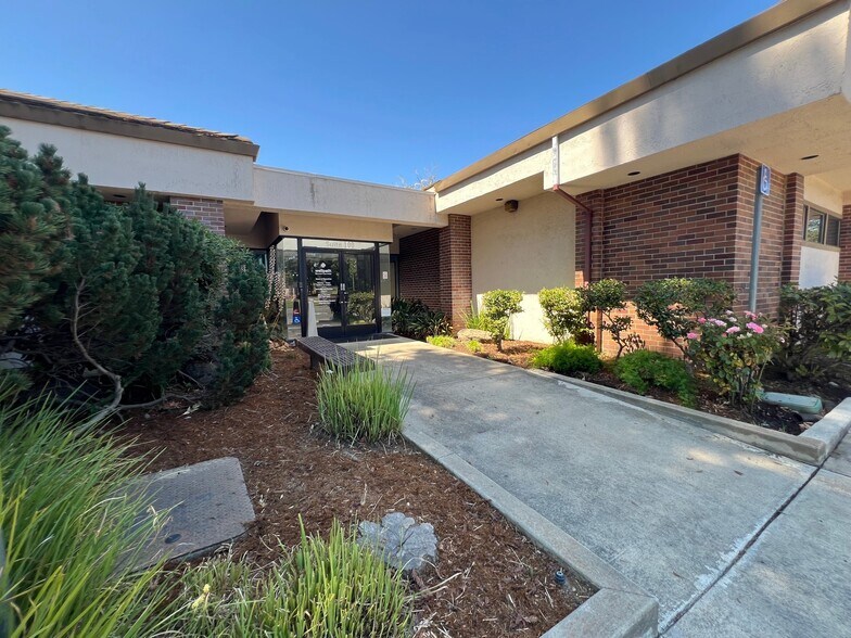 More Photos Of 1130 Conroy Ln, Roseville Medical For Sale