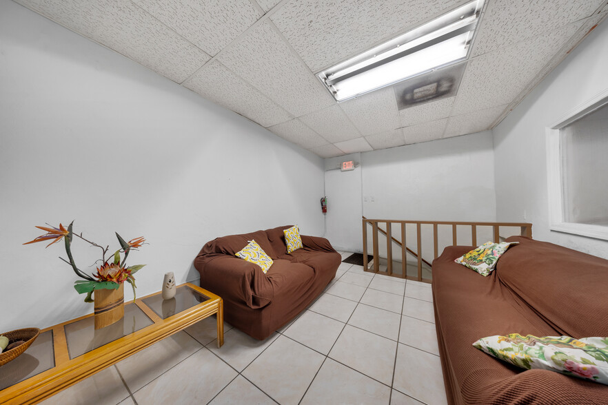 More Photos Of 1305 NW 22nd St, Miami Refrigeration Cold Storage For Sale