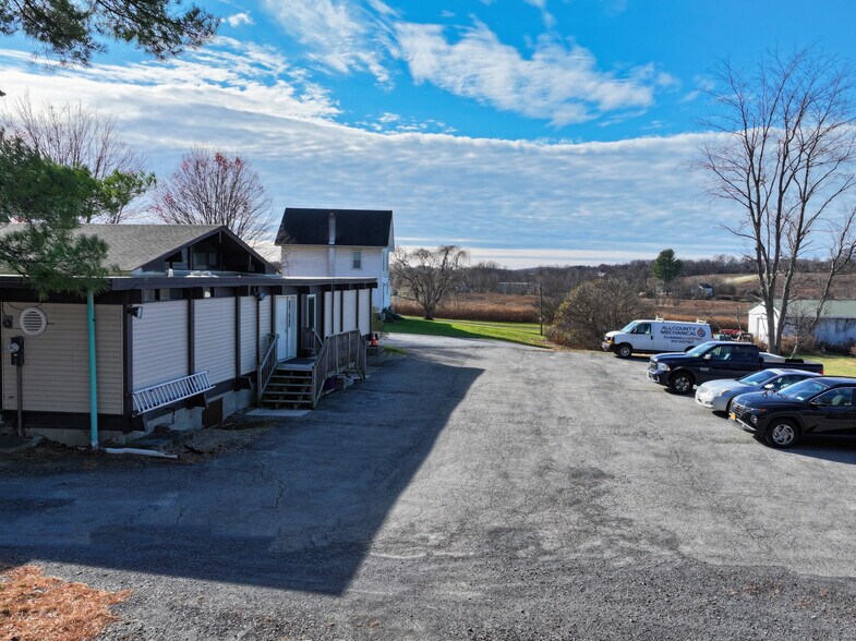 More Photos Of 1191 Dolsontown Rd, Middletown Loft Creative Space For Sale