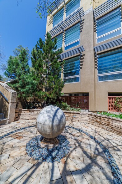 More Photos Of 2737 Mapleton Ave, Boulder Office For Lease