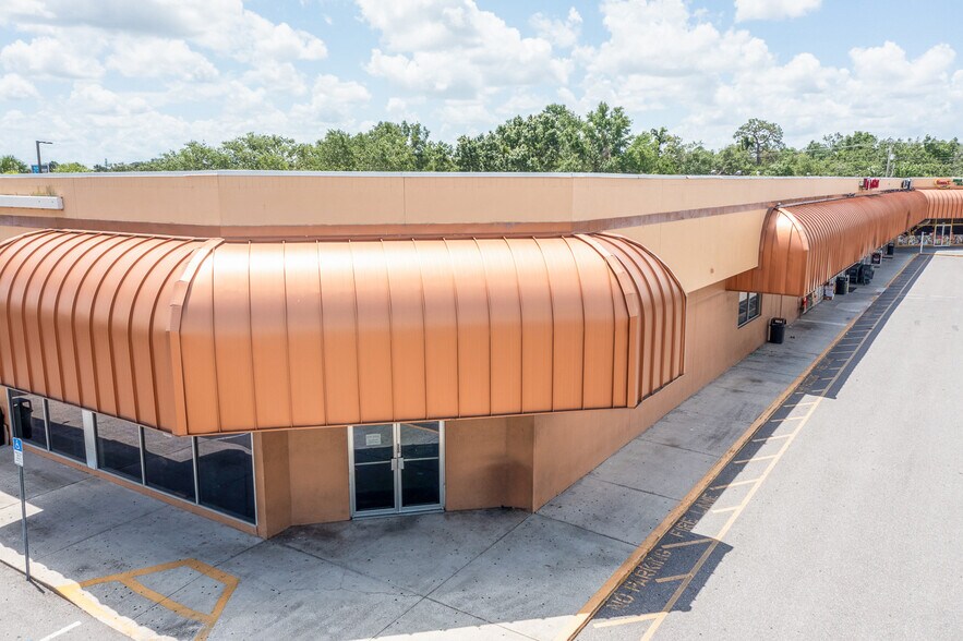 More Photos Of 2001-2043 E Fowler Ave, Tampa General Retail For Lease