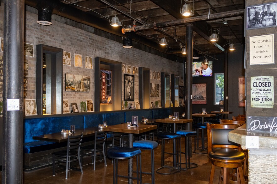 More Photos Of 326 N Chaparral St, Corpus Christi Freestanding For Lease