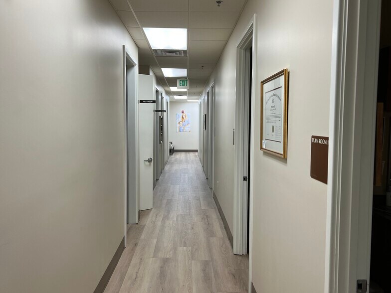 More Photos Of 4 Okatie Center Blvd S, Okatie Office For Sale