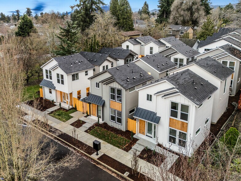 More Photos Of 8330 N Bank St, Portland Apartments For Sale