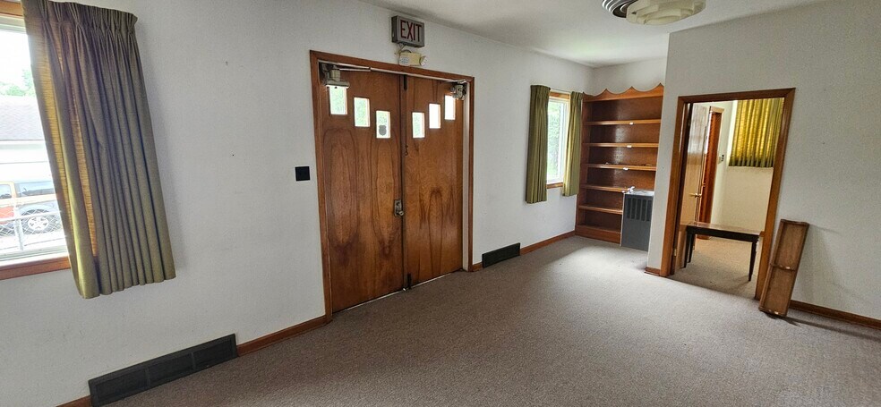 More Photos Of 210 Wolf Ave, Englewood Lodge Meeting Hall For Sale
