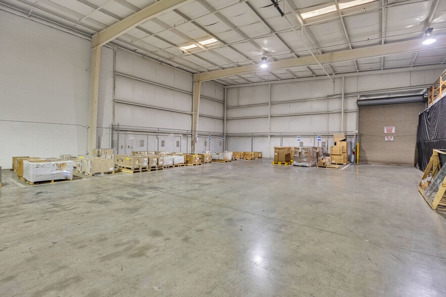 More Photos Of 164 W 31st St, Chattanooga Distribution For Lease