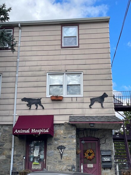 More Photos Of 304 N Chester Pike, Glenolden Apartments For Lease