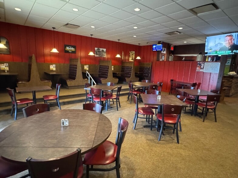 More Photos Of 50285 Mound Rd, Shelby Township Specialty For Sale