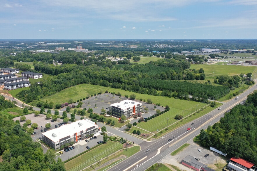 More Photos Of 124 Sweet Meadow Blvd, Charlotte Unknown For Lease