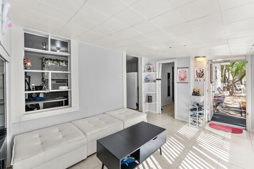 More Photos Of 2716 Riverview Dr, Melbourne Apartments For Sale