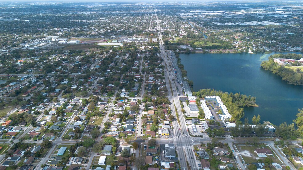 More Photos Of 1186 NW 103rd St, Miami Freestanding For Sale