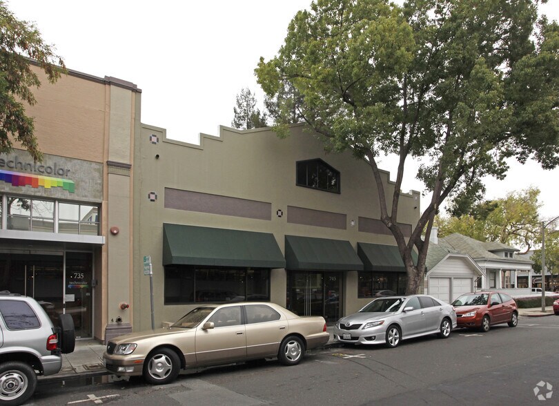 More Photos Of 745 Emerson St, Palo Alto Loft Creative Space For Lease