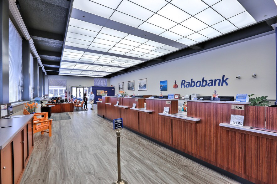 More Photos Of 439 Alvarado St, Monterey Bank For Lease