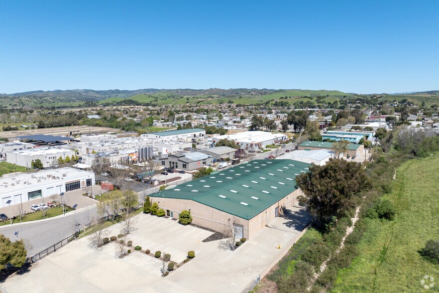 More Photos Of 70 Industrial Way, Buellton Light Manufacturing For Lease