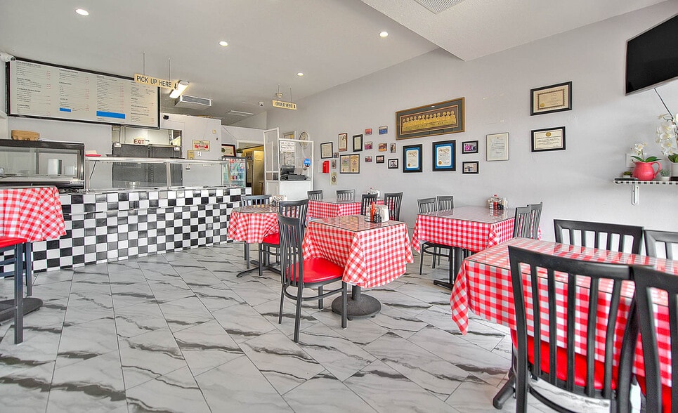 More Photos Of 14901 S Western Ave, Gardena Freestanding For Lease