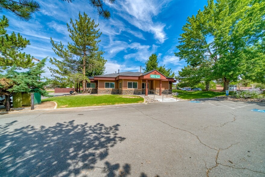 More Photos Of 2225 N McCarran Blvd, Sparks Freestanding For Lease