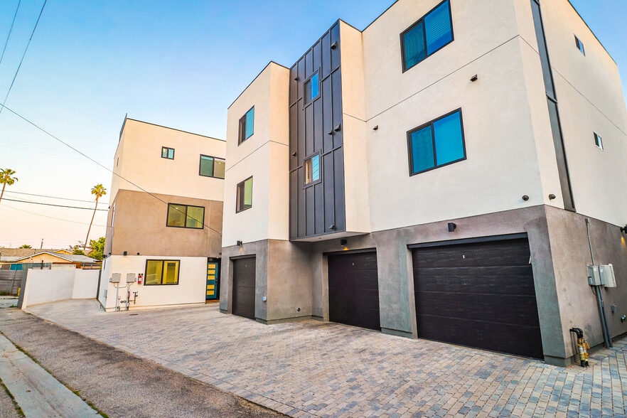 More Photos Of 1414 S Orange Dr, Los Angeles Apartments For Sale