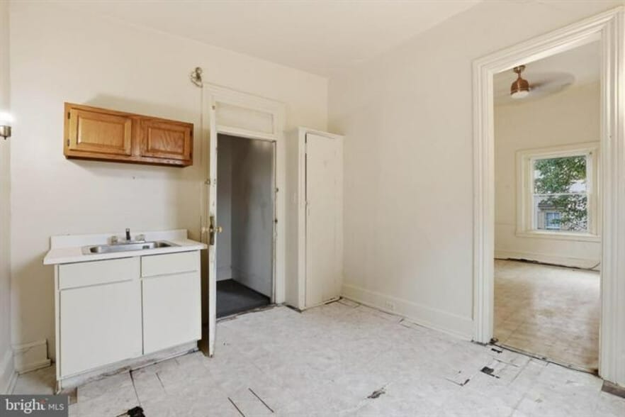 More Photos Of 233 W Chestnut St, Lancaster Apartments For Sale
