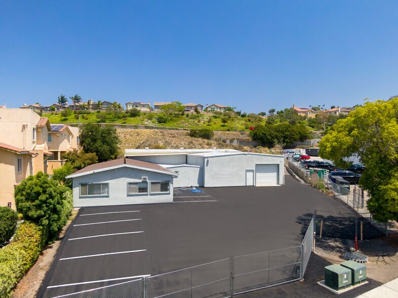 Primary Photo Of 3050 S Santa Fe Ave, San Marcos Manufacturing For Lease