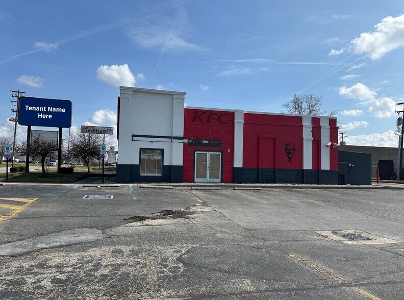 More Photos Of 2081 Morse Rd, Columbus Fast Food For Lease
