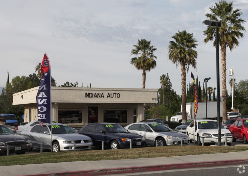 More Photos Of 7701 Indiana Ave, Riverside Auto Dealership For Lease