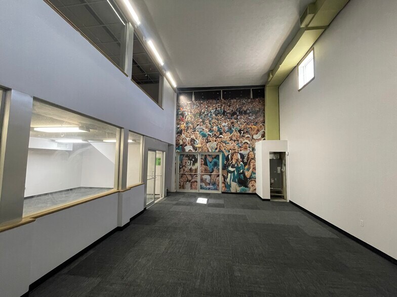 More Photos Of 1451 Louisa St, Jacksonville Loft Creative Space For Sale