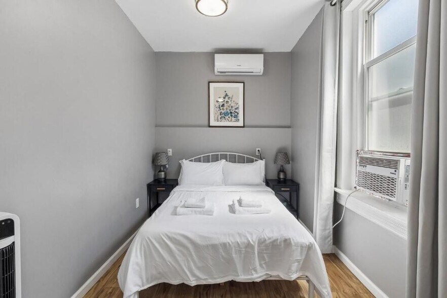 More Photos Of 1611 S Broad St, Philadelphia Specialty For Sale