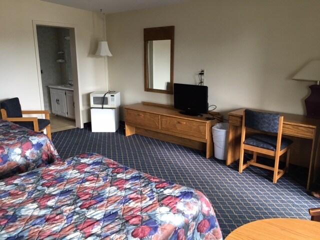 More Photos Of 206 W Main St, Malone Hotel For Sale