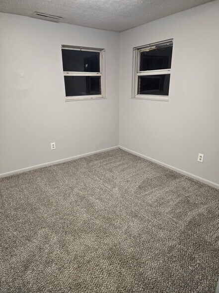 More Photos Of 839 E Indianola Ave, Youngstown Apartments For Sale