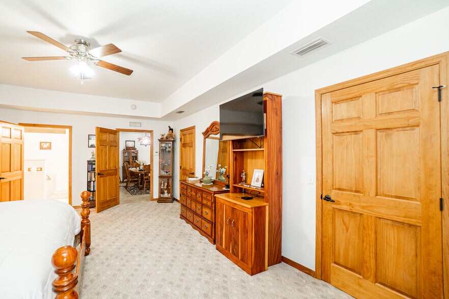 More Photos Of 8600 NE 147th Avenue Rd, Silver Springs Lodge Meeting Hall For Sale
