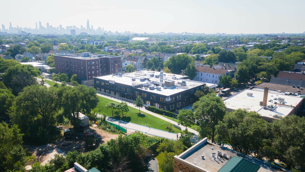More Photos Of 1757 N Kimball Ave, Chicago Flex For Lease