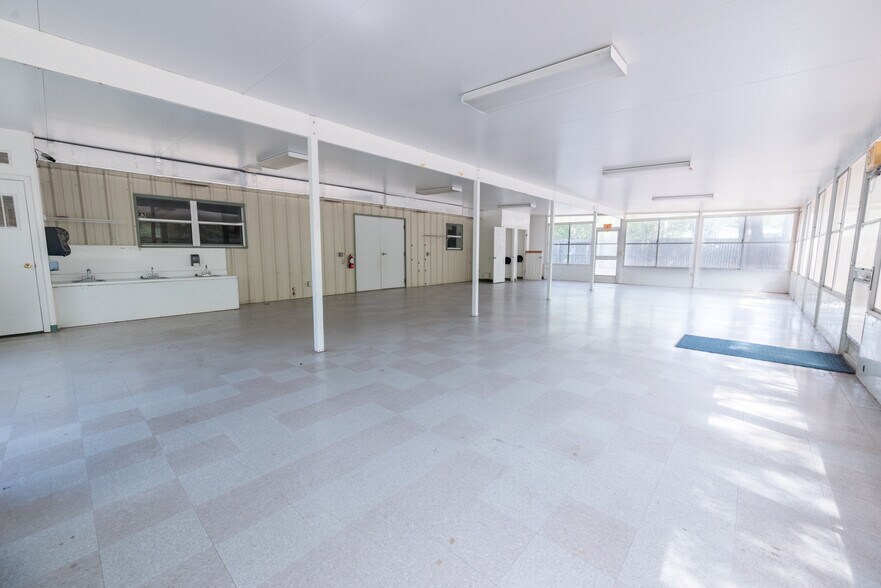 More Photos Of 6689 County Road 315, Keystone Heights Specialty For Sale