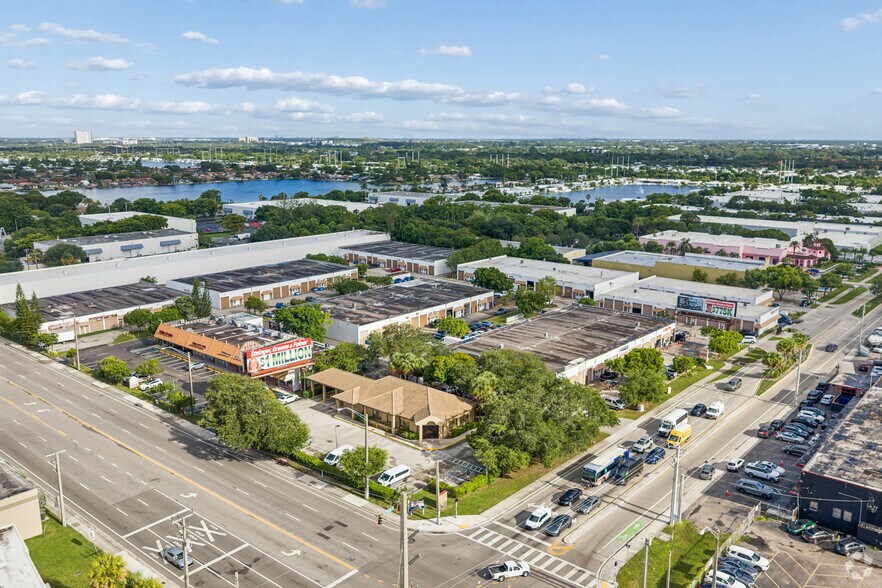 More Photos Of 5991 Anglers Ave, Fort Lauderdale Bank For Lease