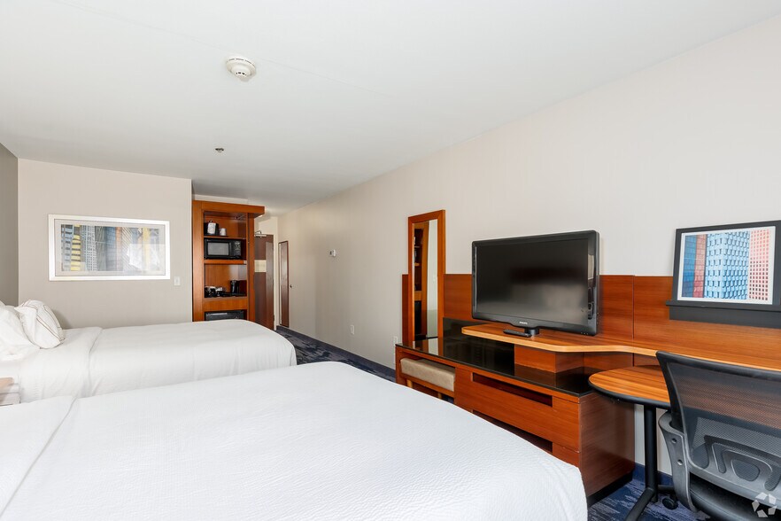 More Photos Of 6851 West Fwy, Fort Worth Hotel For Sale