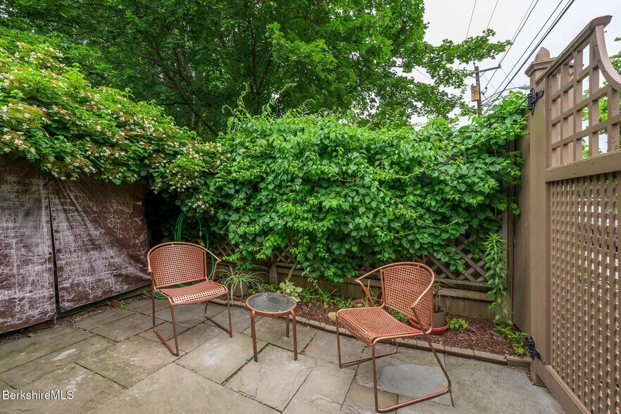 More Photos Of 4 Main St, West Stockbridge Apartments For Sale