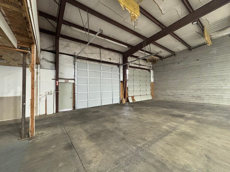 More Photos Of 2618 Cherry Ave NE, Salem Industrial For Sale