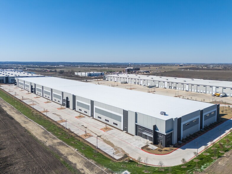 More Photos Of Innovation Blvd, Hutto Distribution For Lease