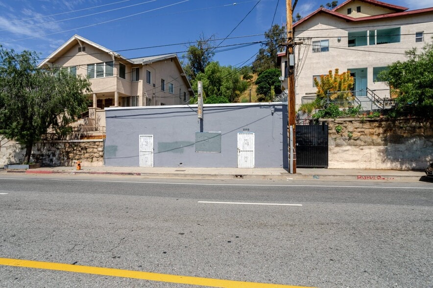 Primary Photo Of 1323-1325 Broadway, Los Angeles Office For Sale