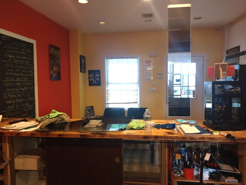 More Photos Of 688 Derby Ave, Seymour Warehouse For Lease