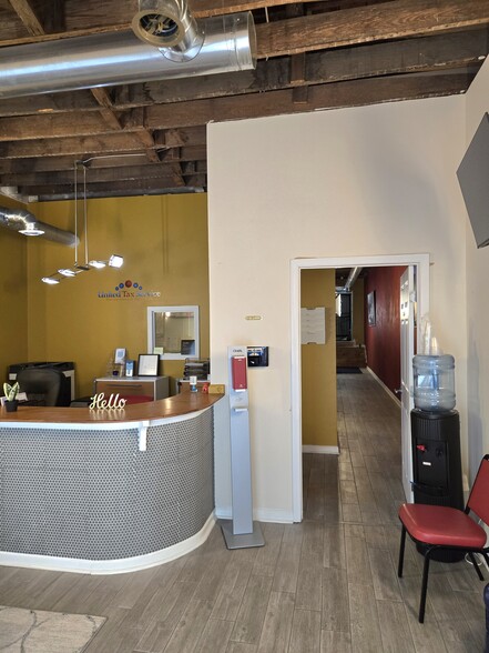 More Photos Of 1602 Cleveland Ave, Atlanta Storefront For Sale
